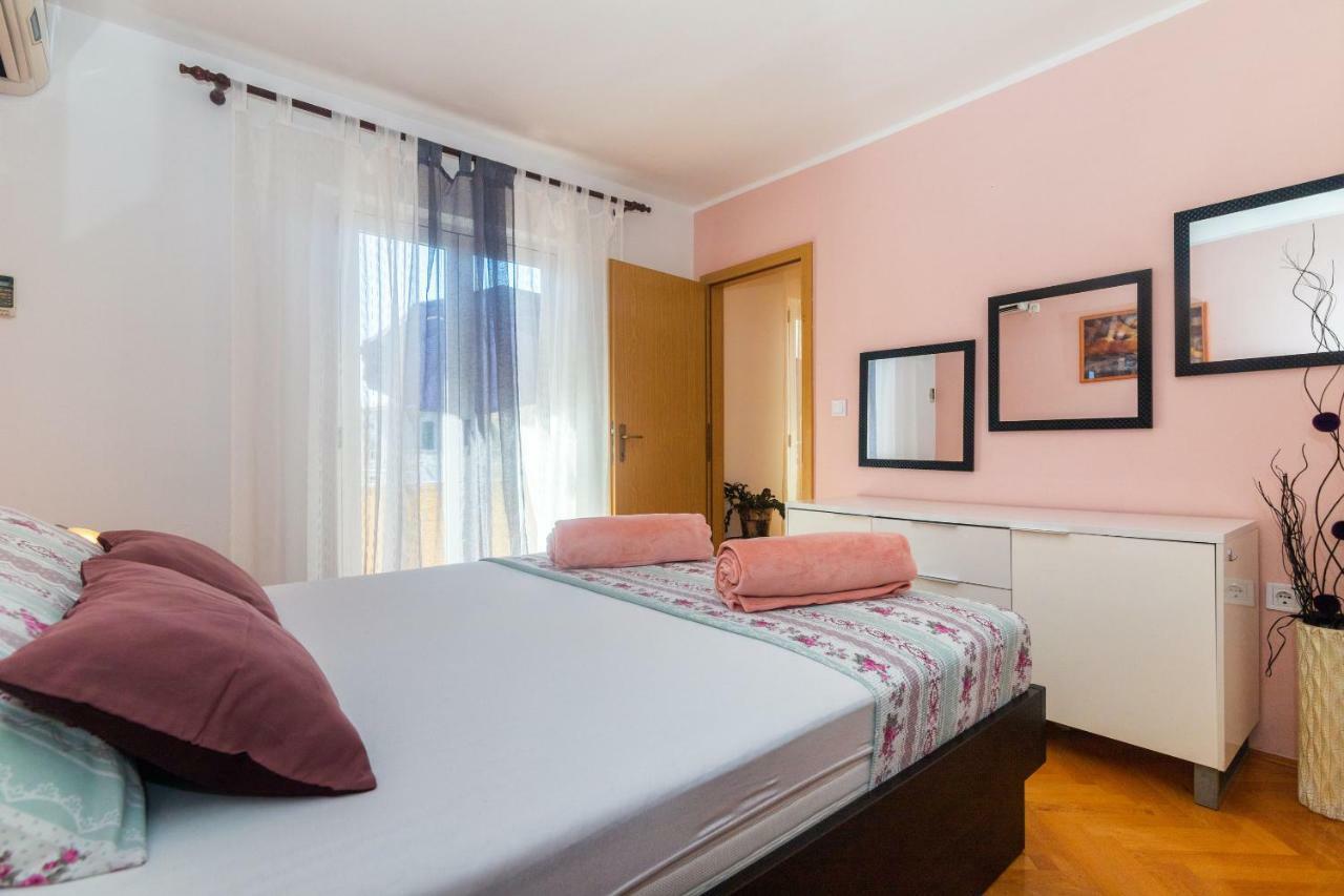 Apartments Matko พอดโกรา ภายนอก รูปภาพ